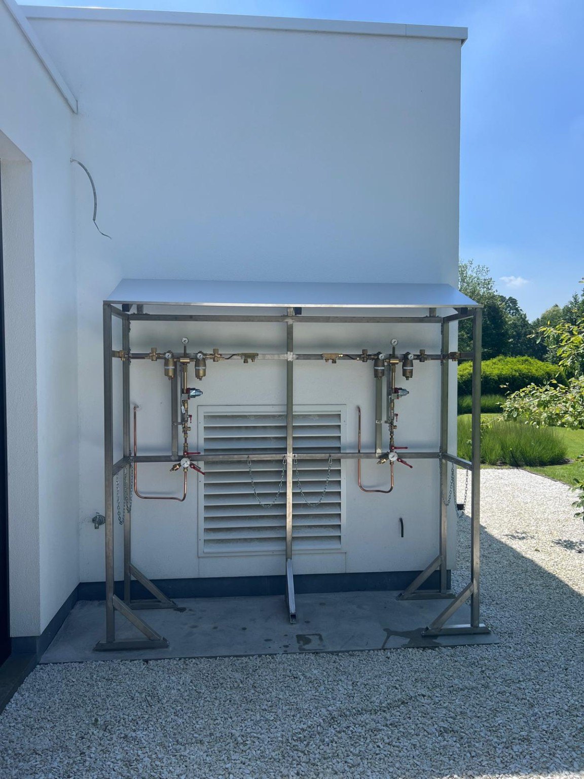 Installation extérieure de gaz médicaux